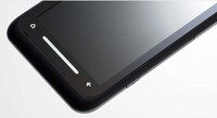 Simplistic, Skinny Smartphones Image 4