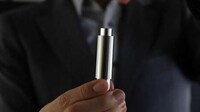 Sleek Refillable Spray Bottles Image 3