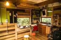 Self-Sustaining Off-Grid Cabins Image 5