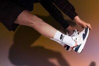 Decathlon-Themed Running Shoes Image 4