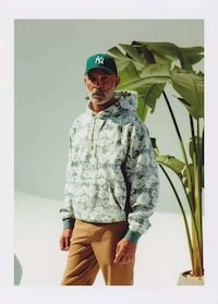 Custom Fabrication Spring Streetwear Image 3