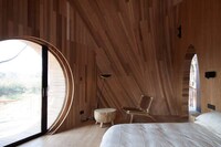Immersive Seed-Shaped Cabins Image 8