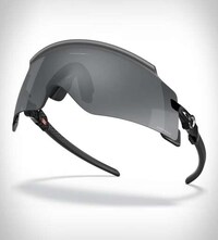 Protective Single-Lens Sunglasses Image 4
