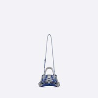 Bizarre Sneaker-Inspired Handbags Image 5