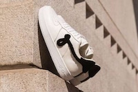 Monochromatic Tumbled Leather Shoes Image 3