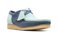 90s-Inspired Paneling Footwear Image 2