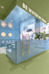 Swimming Pool-Inspired Interiors Image 5