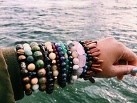 Creatively Elegant Jewelry Lines Image 2