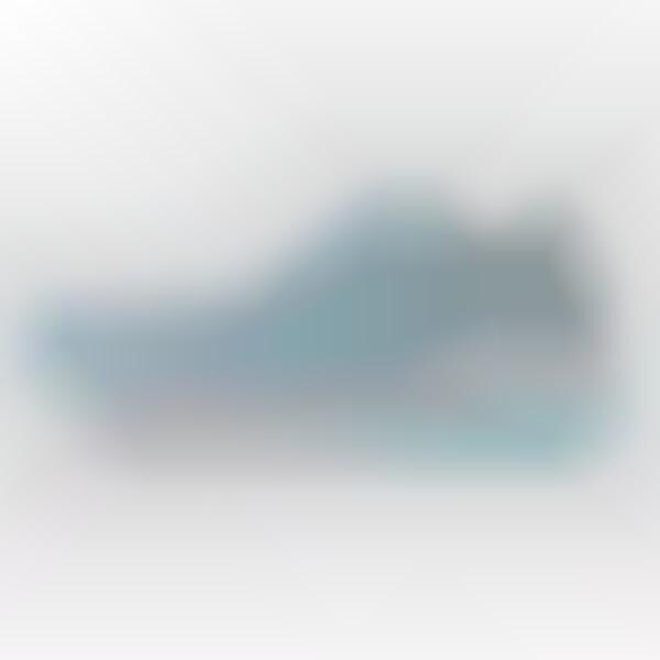 Plush Responsive Sneakers