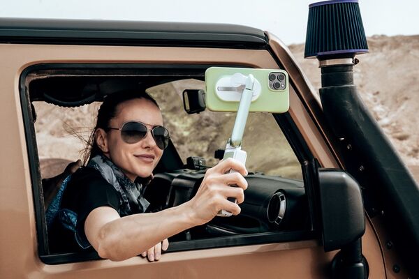 Powerful Pocket-Sized Gimbals Image 2