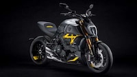 Stealthy Special Edition Motorcycles Image 2
