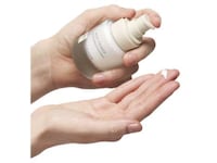 Milky Primer Sunscreens Image 2