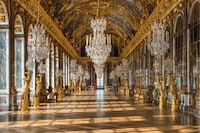 Luxe Tourist Attraction Hotels Image 3