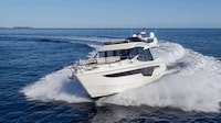 Elevated Expanding Yachts Image 3