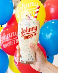 Blended Diner Cake Milkshakes Image 1