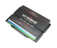 Modern Minimalistic EDC Wallets Image 1