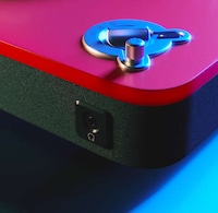 Chicly Sustainable Turntables Image 6