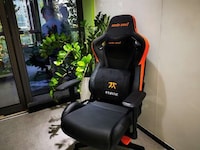 eSports-Backed Gaming Chairs Image 3