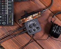 Pocket-Sized Smartphone Mixers Image 2