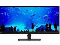 Naturally Curved PC Monitors Image 5