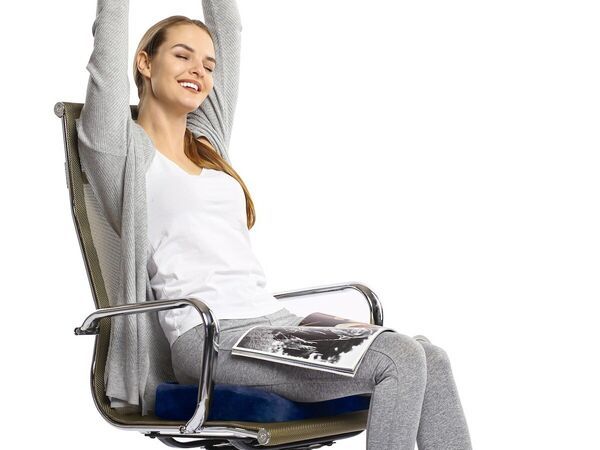 Everlasting Comfort Office Chair Seat Cushion uses your body heat