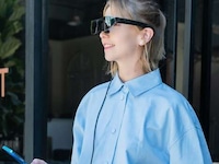 Cinema-Quality Display Eyewear Image 2