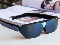 Cinema-Quality Display Eyewear Image 6