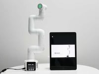 Collaborative Six-Axis Robotic Arms Image 1