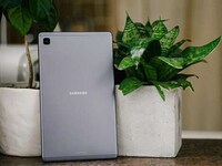 Ultraportable Entertainment Tablets Image 4
