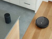 Triple-Stage Cleaning Robotic Vacuums Image 1