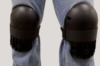 Knee Pad Roller-Blades Image 2