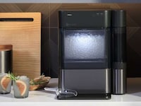 Connected Countertop Ice Makers Image 2