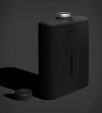 Hip Flask-Inspired Canteens Image 3