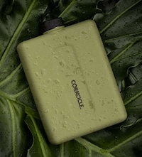 Hip Flask-Inspired Canteens Image 6