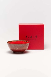 Colorful Sculpted Porcelain Bowls Image 3