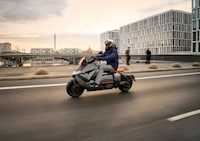 Dynamic Electric Scooters
