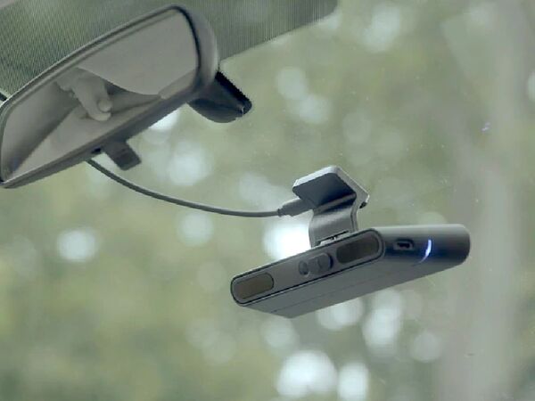 Multifunctional Driving Assistants Image 2