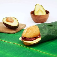 Naturalistic Leaf-Shaped Food Wraps Image 4