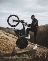 Featherweight Smart E-Bikes Image 2