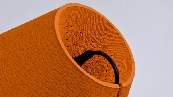Orange Peel-Infused Lamps : 3D-printed lamp