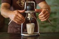 Cordless Espresso Machines Image 4