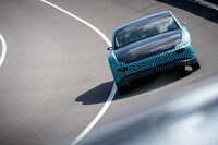 Solar Cell-Sheathed Cars Image 1