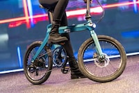 Range-Roving Folding E-Bikes Image 8