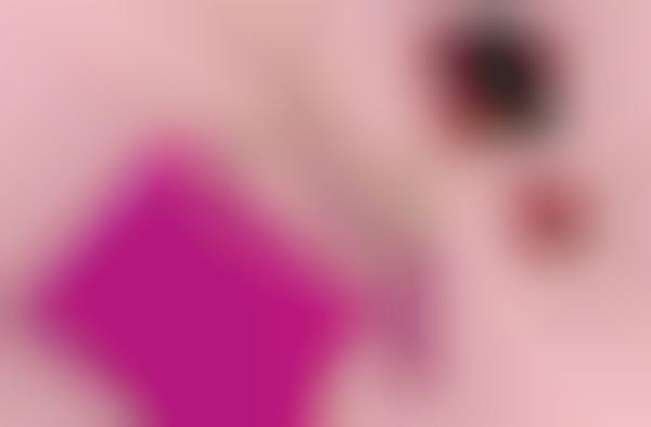 Long-Lasting Lip Cosmetics