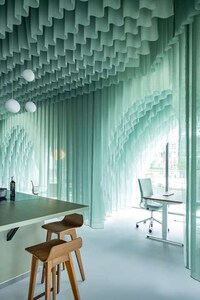 Elegant Cavernous Workspaces Image 4