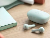 Noise Reduction Wireless Earbuds Image 1