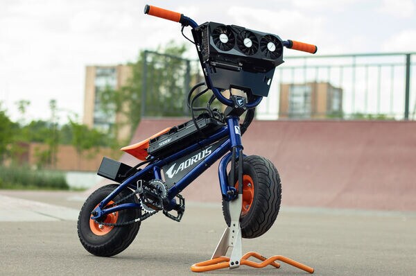 PC Hardware-Equipped Bikes