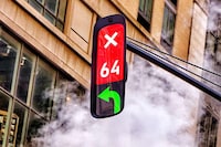 5G-Connected Traffic Signals