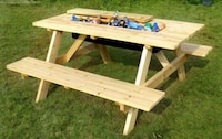 Hidden Cooler Picnic Tables Image 1