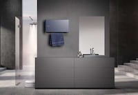 Towel-Sterilizing Bathroom Racks Image 2